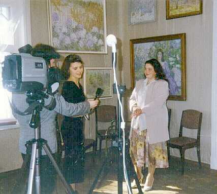 Opening of the exhibition at the estate "Chajka", 1998.
